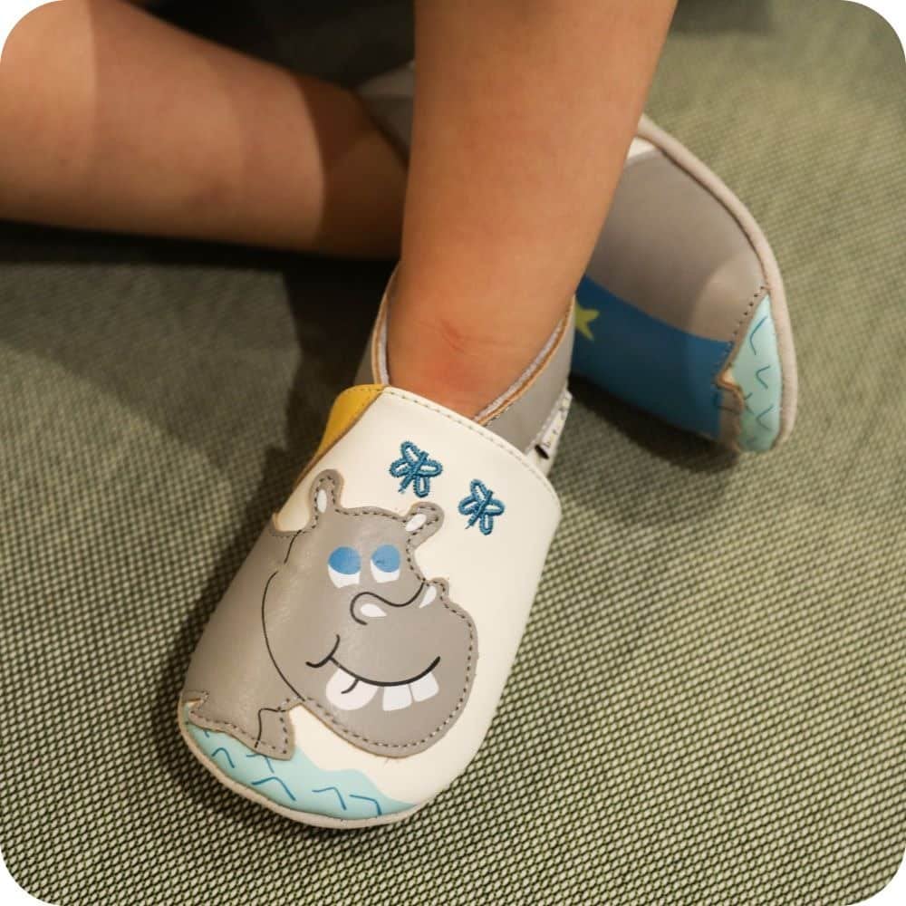 Chaussons bébé en cuir souple – Hippopotame