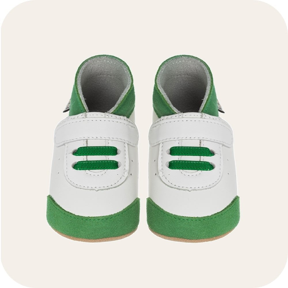 Chaussons bébé en cuir souple – Baskets blanches & vertes