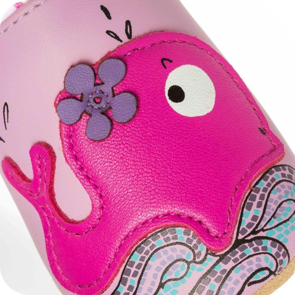Chaussons bébé en cuir souple – Baleine sportive