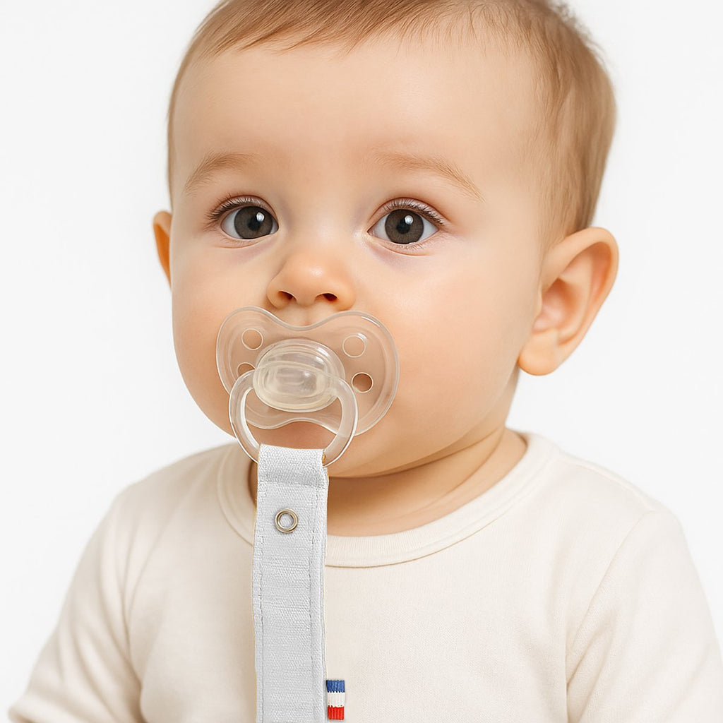Attache-Tétine en Coton Bio – Teddy Blanc